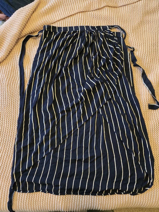 Billabong Dresses & Skirts - Billabong Navy and White Striped Wrap Skirt Billabong Sz L